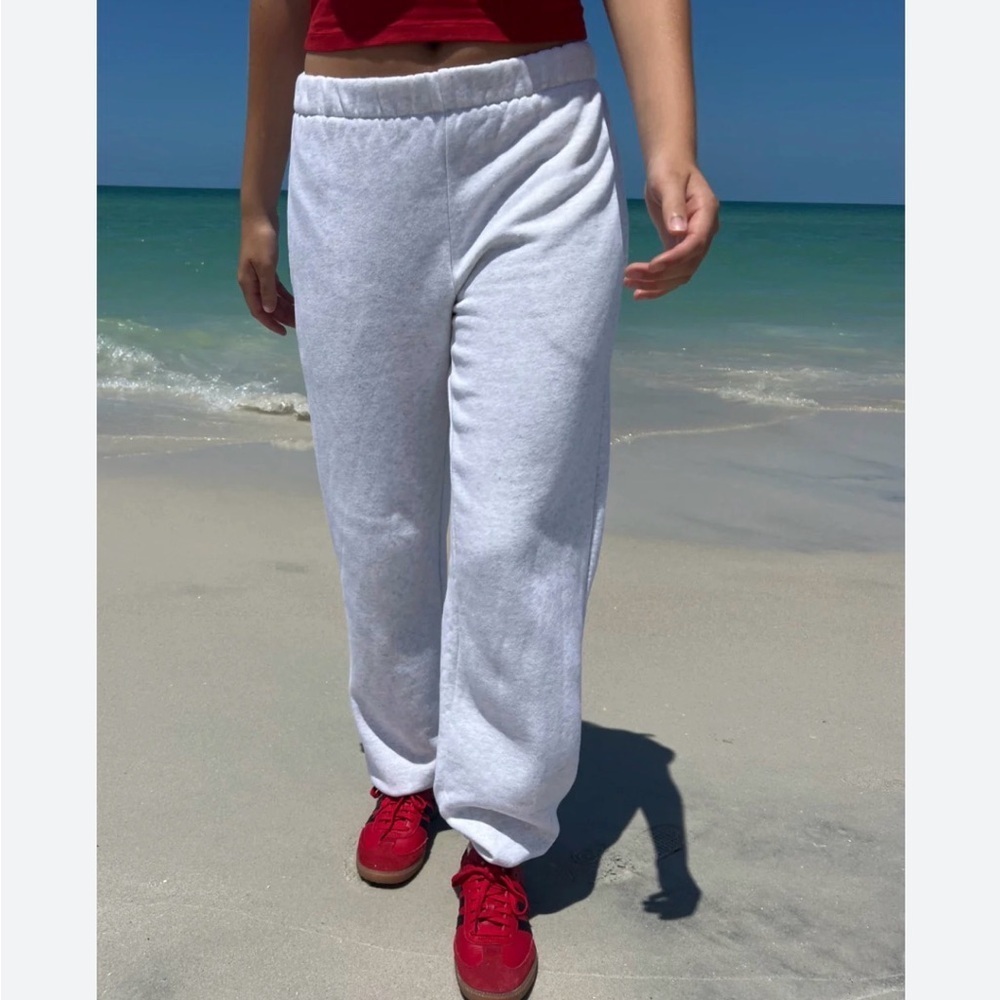 Brandy Melville Rosa sweatpants one size